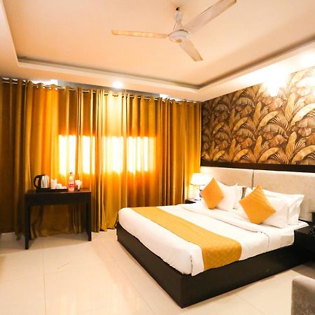 Hotel Aashiyana 新德里 外观 照片